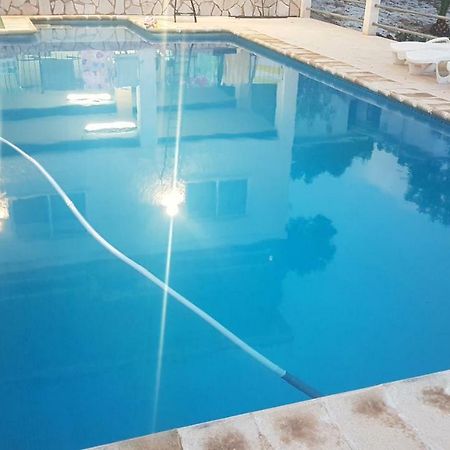 Calicanto House & Pool Torrent  Bagian luar foto