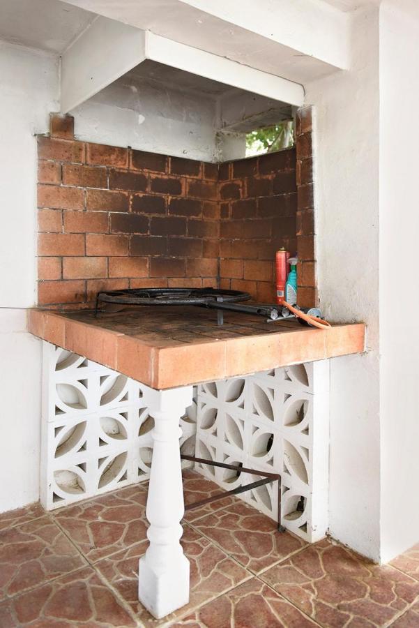 Calicanto House & Pool Torrent  Bagian luar foto